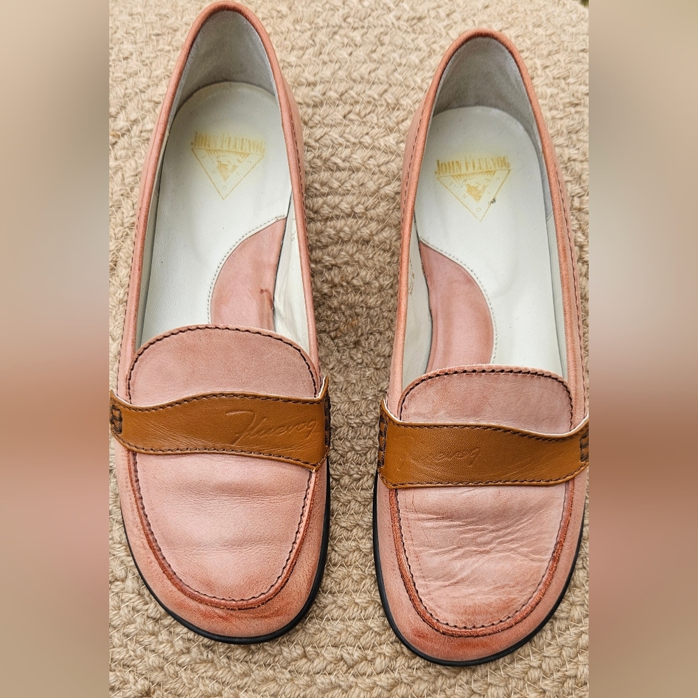 John Fluevog Fellowship Loafer in Salmon Size 7